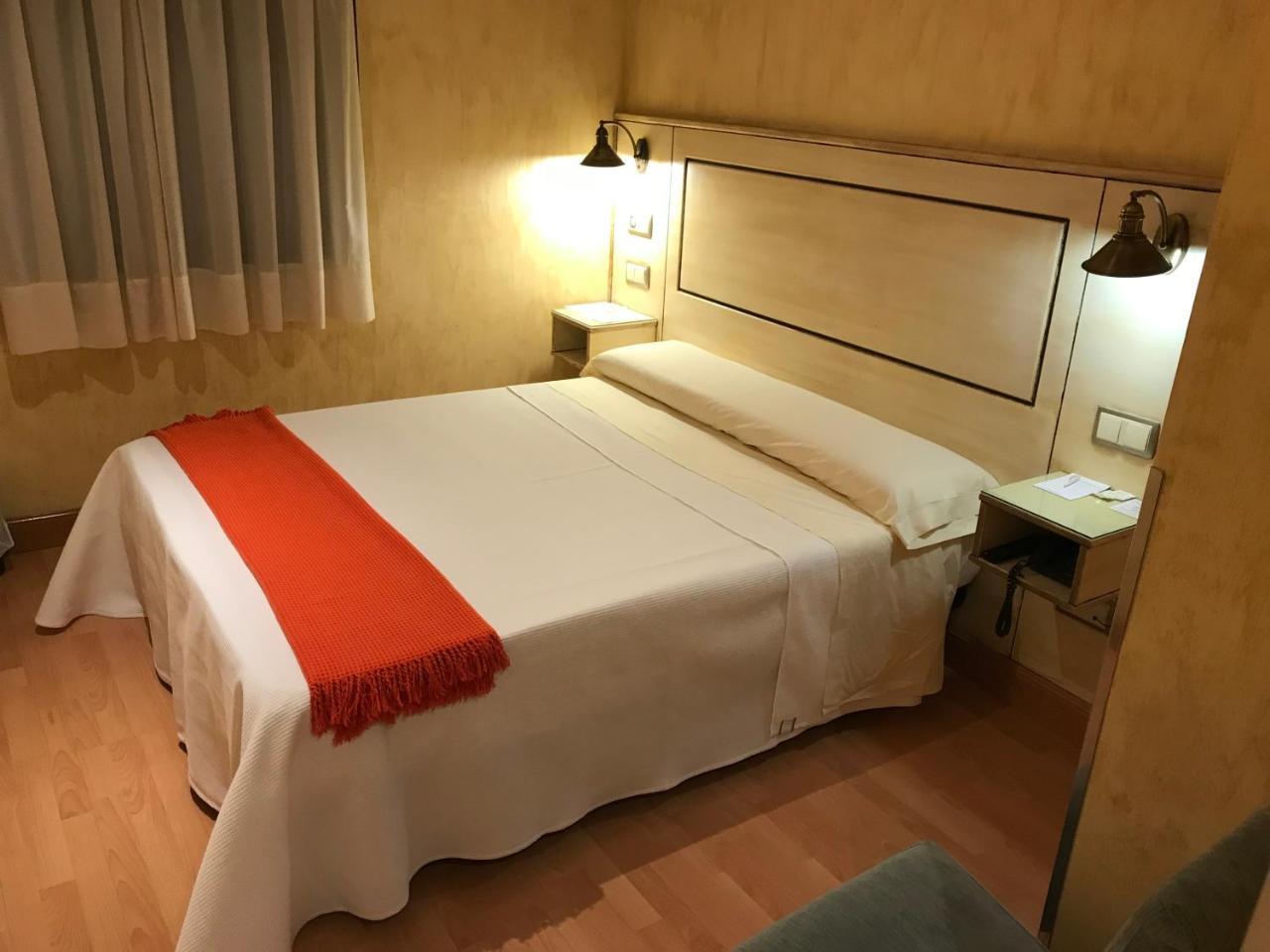 Hotel Castillo De Javier Памплона Екстер'єр фото